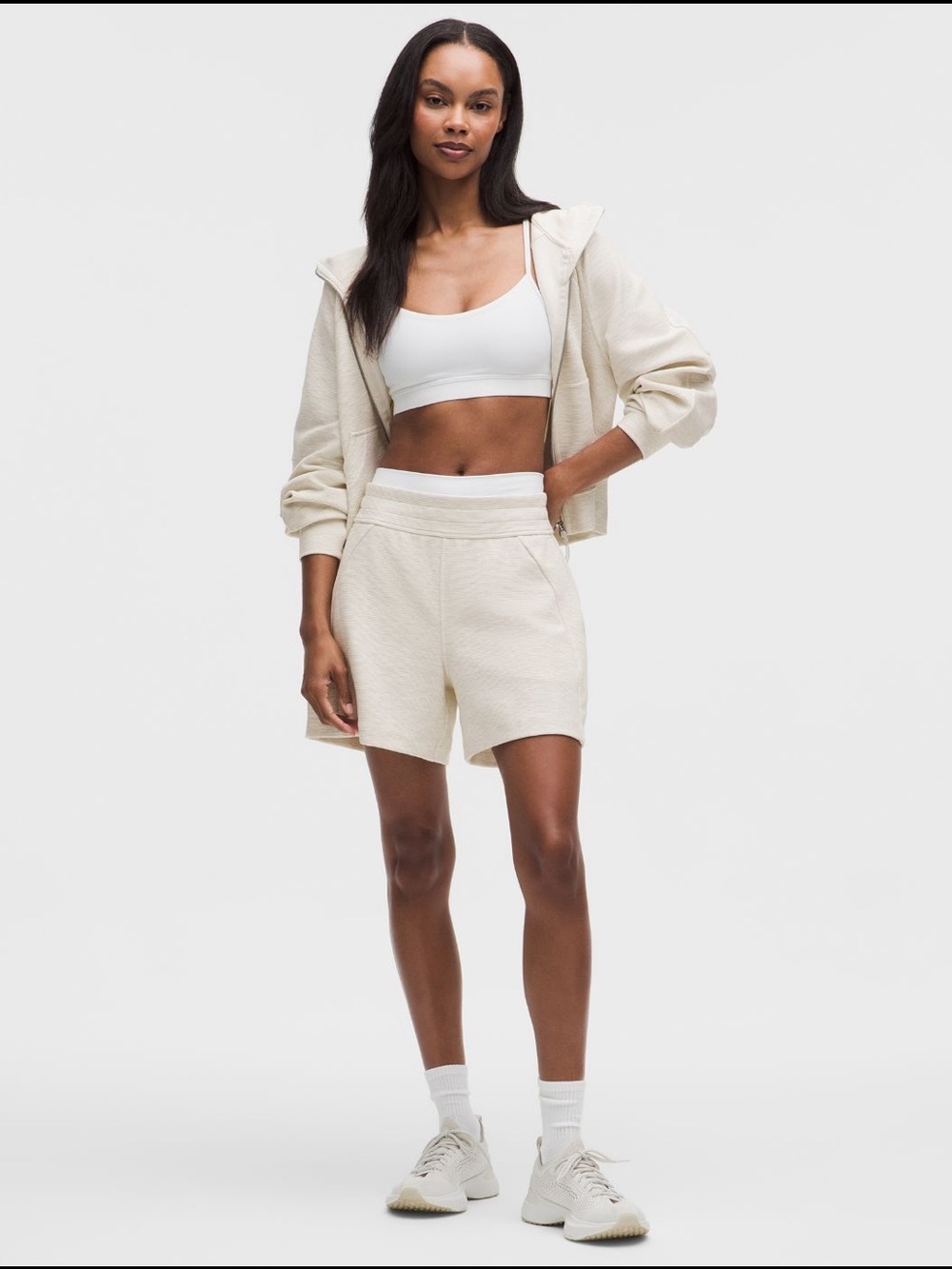 #848 NWT Lululemon Scuba HR Waffle Shorts 5” Heathered Light Ivory M